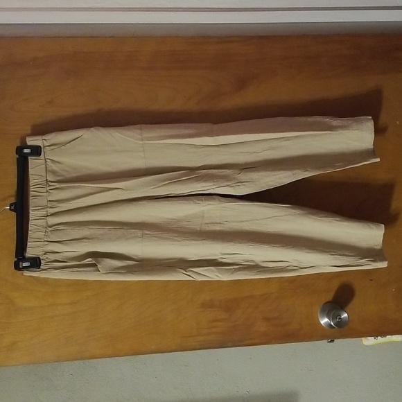 Khaki Crinkle Casual Pants Medium: B - Picture 2 of 5